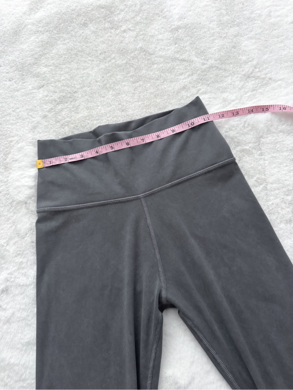 Vuori Washed Studio Legging in Washed Charcoal Gray Women's Performance Leggings - Picture 9 of 11